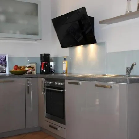 H1 - Traumhaftes Ferienhaus Mit Seeblick & Schoener Terrasse In Roebel/mueritz 펜션 Marienfelde